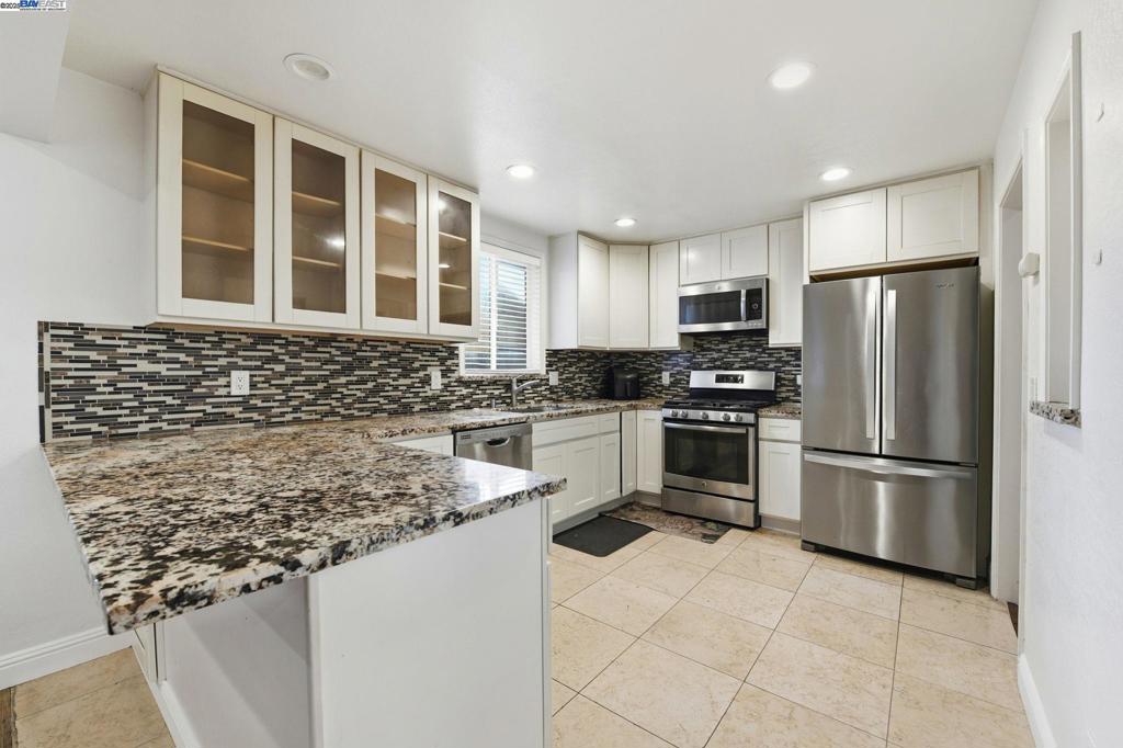 NEWARK - Residential