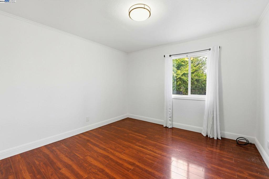 NEWARK - Residential