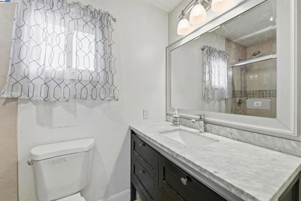 NEWARK - Residential