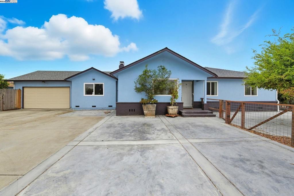 Photo of 36701 Olive Street, Newark, CA 94560 (MLS # 41115067)