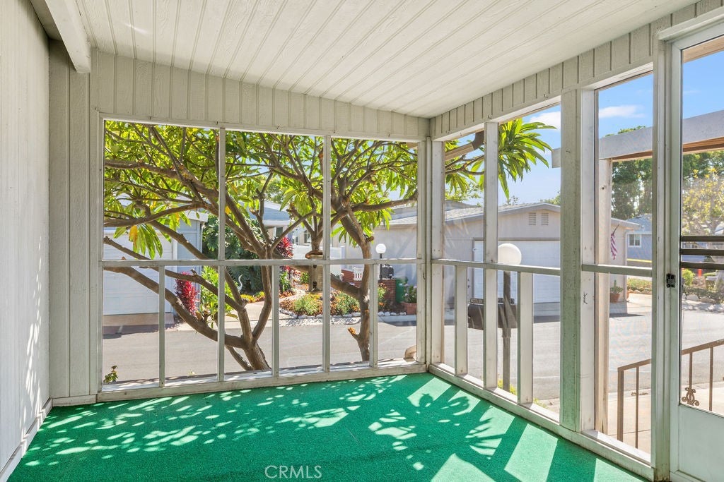 5200 Irvine Blvd. 116