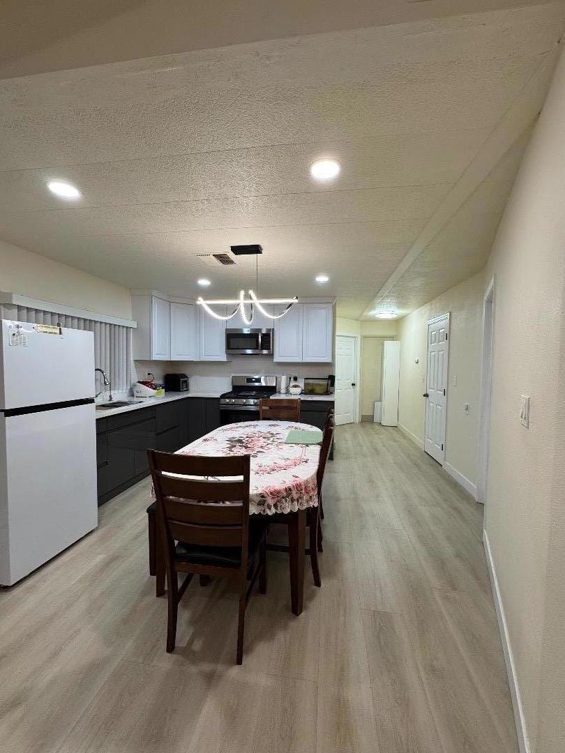 1384 Sunbeam Circle 0