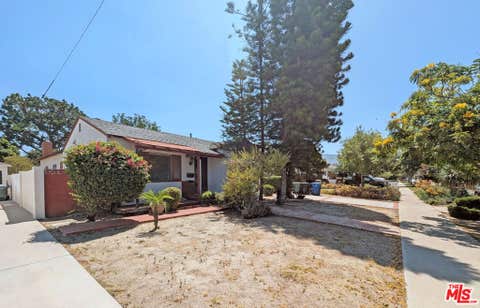 Photo of 720 N Pass Avenue, Burbank, CA 91505 (MLS # 26865263)