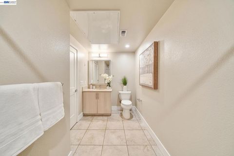 Tiny photo for 44938 Fremont Blvd Blvd #202, Fremont, CA 94538 (MLS # 41142222)