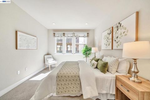 Tiny photo for 44938 Fremont Blvd Blvd #202, Fremont, CA 94538 (MLS # 41142222)