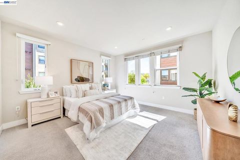 Tiny photo for 44938 Fremont Blvd Blvd #202, Fremont, CA 94538 (MLS # 41142222)