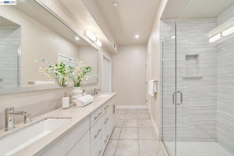 Tiny photo for 44938 Fremont Blvd Blvd #202, Fremont, CA 94538 (MLS # 41142222)