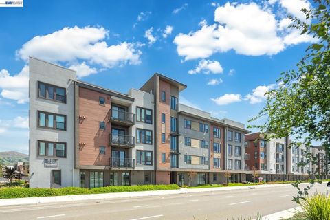 Tiny photo for 44938 Fremont Blvd Blvd #202, Fremont, CA 94538 (MLS # 41142222)