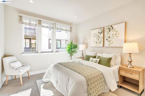 Tiny photo for 44938 Fremont Blvd Blvd #202, Fremont, CA 94538 (MLS # 41142222)
