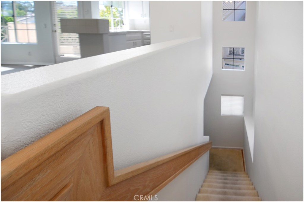 Breakers (BB) (BBB) - Residential Lease