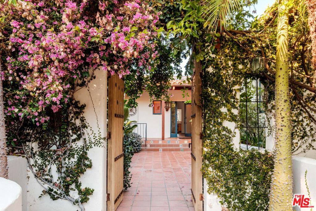 20333 Reigate Road
