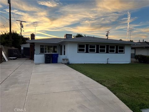 Photo of 6975 Yellowstone Dr, Riverside, CA 92506 (MLS # CV26081529)