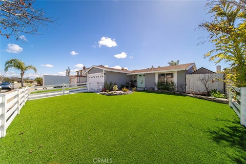 Photo of 9102 Warfield DR, Huntington Beach, CA 92646 (MLS # OC26215866)