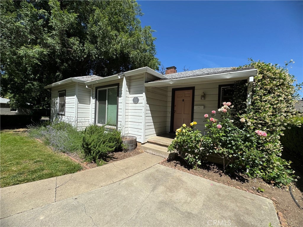 548 W 4th Avenue