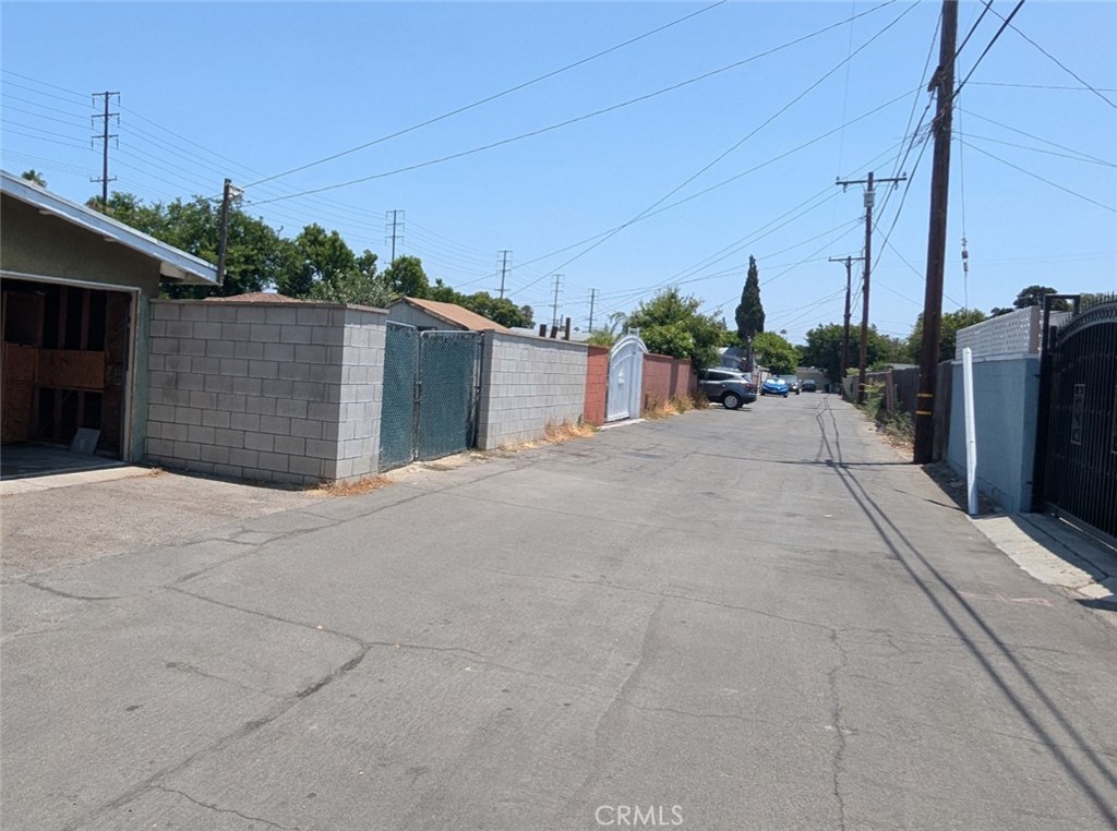 1786 W Crescent Avenue