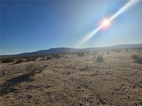 Photo of 1234 Amboy Road, 29 Palms, CA 92277 (MLS # JT25276819)
