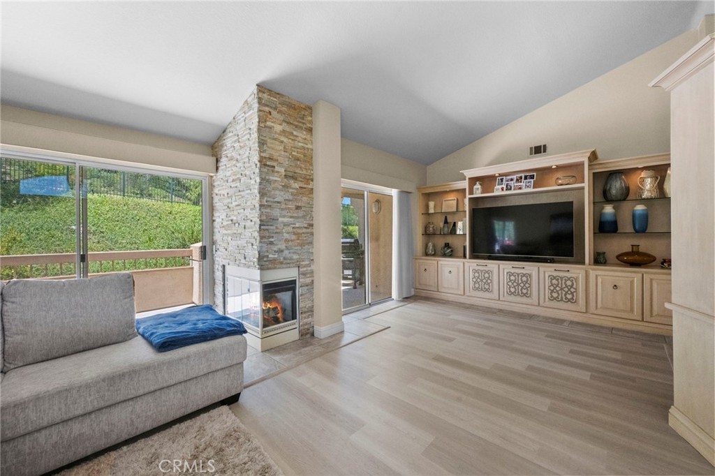 497 Bannister Way B