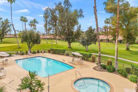 Tiny photo for 414 S Sierra Madre, Palm Desert, CA 92260 (MLS # 219151011DA)