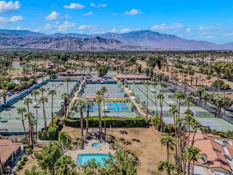 Tiny photo for 414 S Sierra Madre, Palm Desert, CA 92260 (MLS # 219151011DA)