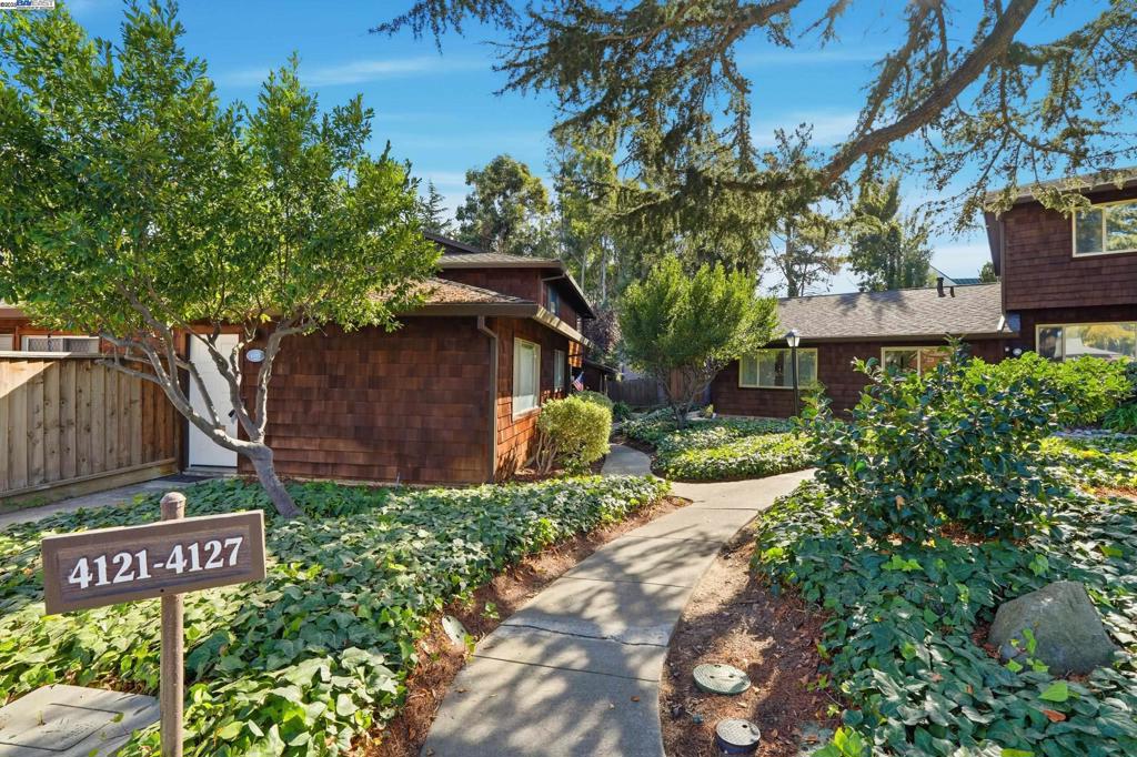 RAVENWOOD - Residential