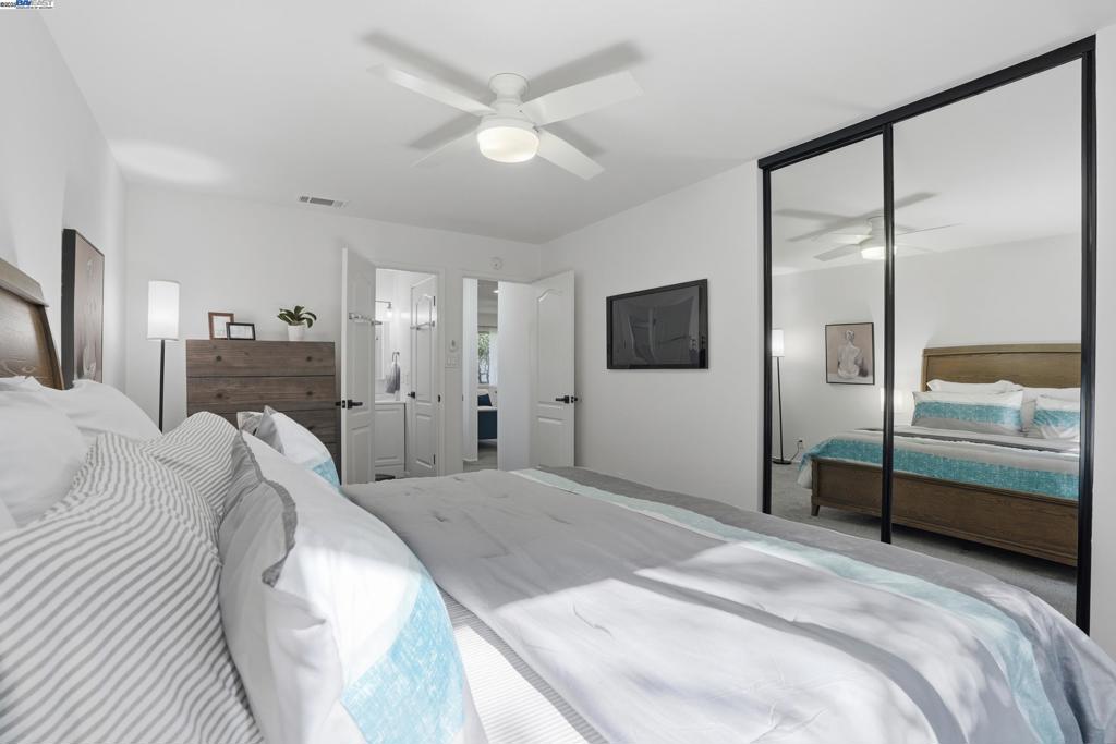 RAVENWOOD - Residential