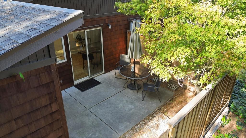 RAVENWOOD - Residential