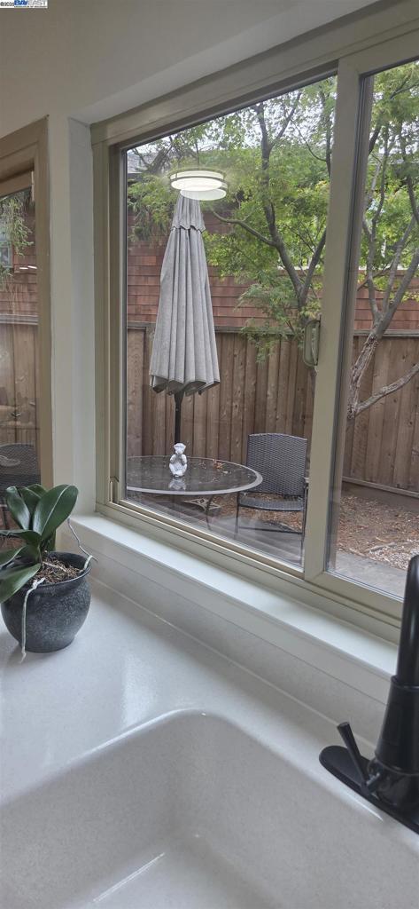 RAVENWOOD - Residential