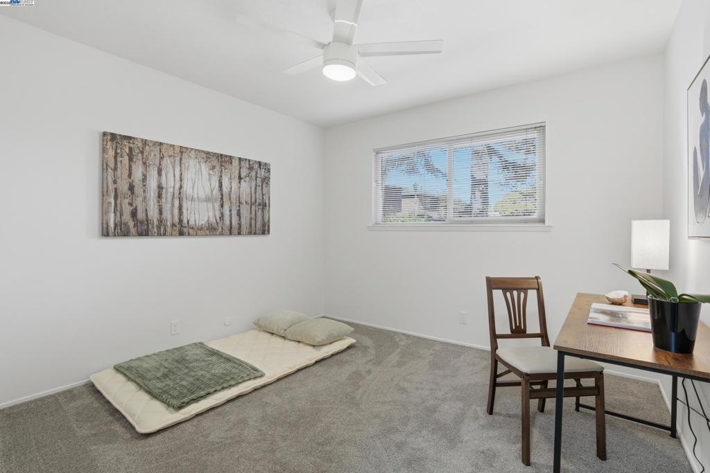 RAVENWOOD - Residential