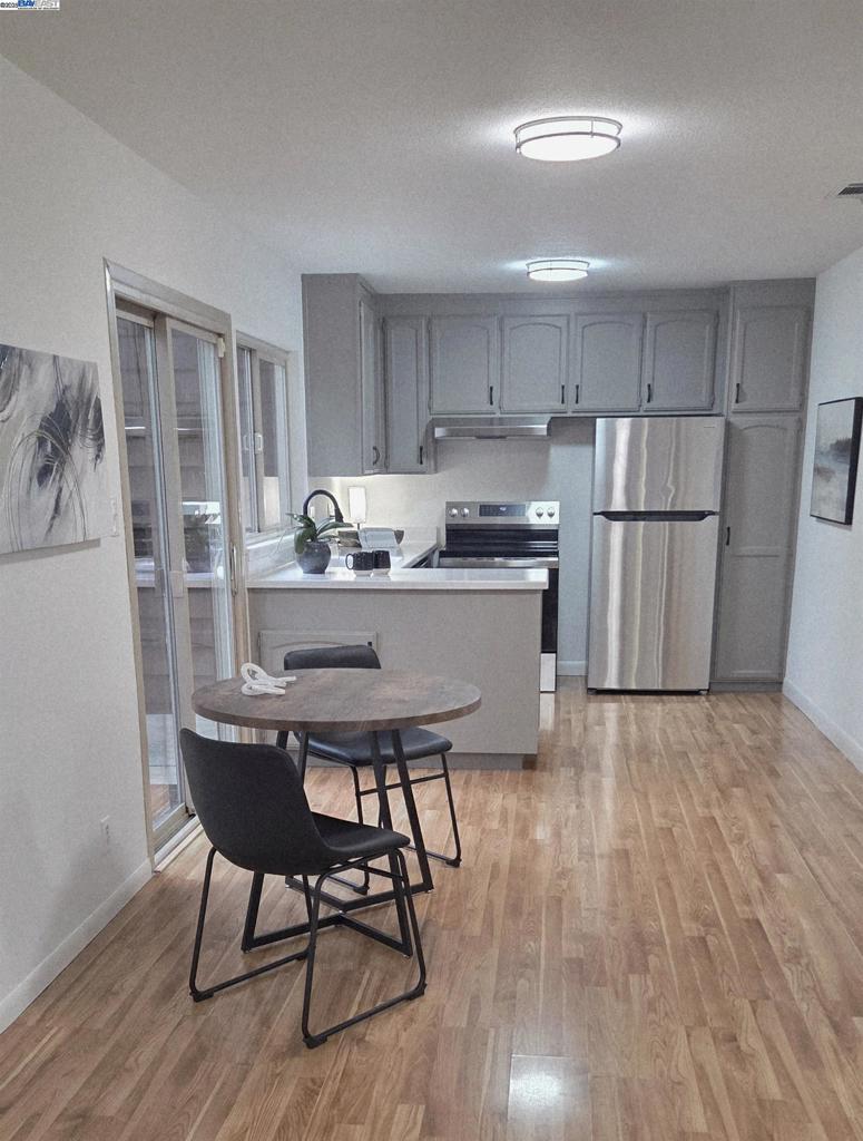 RAVENWOOD - Residential