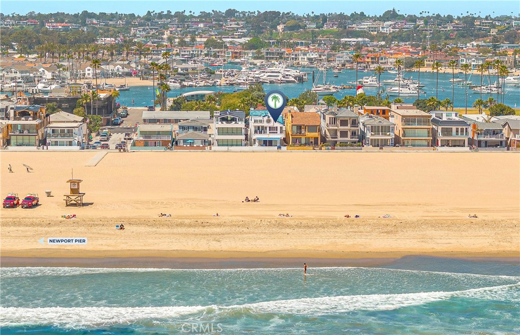 FURNISHED 31 NIGHT+ RENTAL AVAILABLE STARTING AUGUST 20TH, THROUGH END OF NOVEMBER, AND FROM JANUARY THROUGH MAY, SUBJECT TO SEASONAL RENTAL RATES.
We are thrilled to present a charming condo that promises an unparalleled Newport Beach experience, ideally located just steps from the boardwalk and sand (back unit behind boardwalk). This inviting property features two bedrooms and two and a half baths, providing ample space and comfort for your stay. The bright and open floor plan creates a welcoming and airy atmosphere throughout.
The kitchen is a true delight, boasting elegant stone countertops and a convenient island, perfect for preparing meals and gathering with loved ones. You'll love soaking in the Newport Beach ambiance, whether you're relaxing indoors or enjoying a run along the boardwalk.