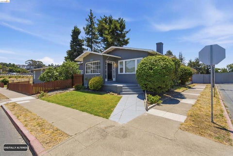 Photo of 4203 Redding ST, Oakland, CA 94619 (MLS # 41138793)