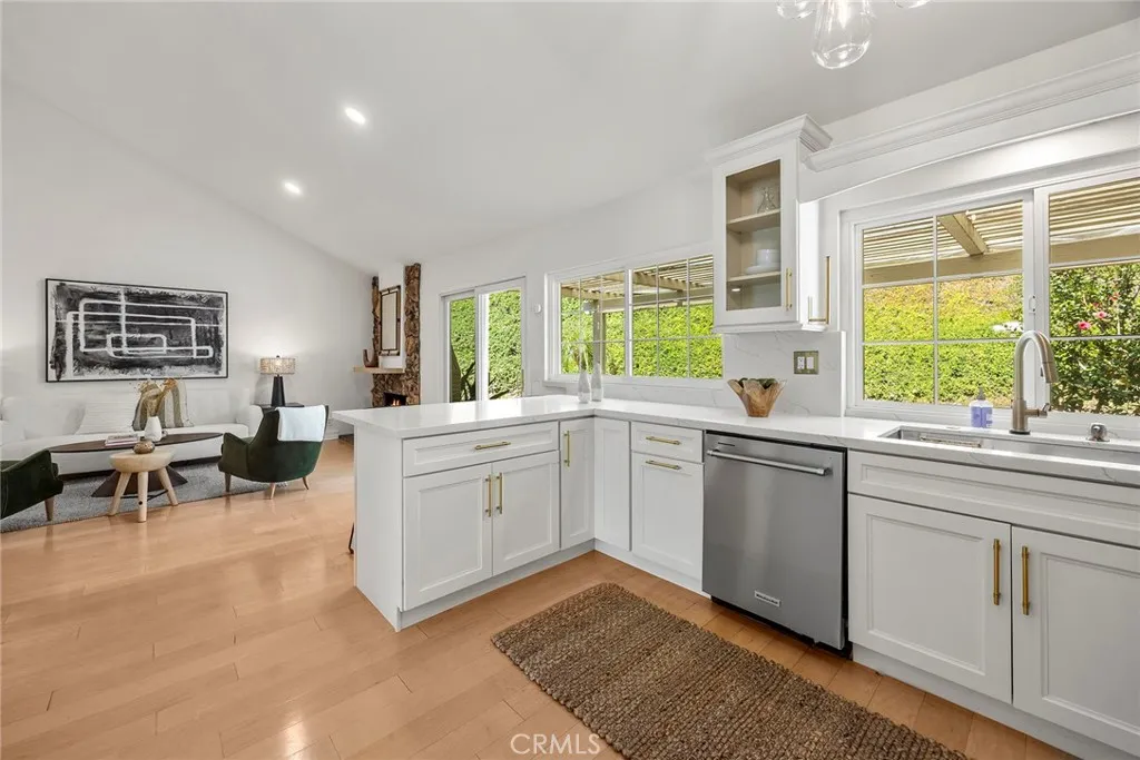 Anaheim Hills, California 92807, United States, 3 Bedrooms Bedrooms, ,2 BathroomsBathrooms,Residential,Active,166474