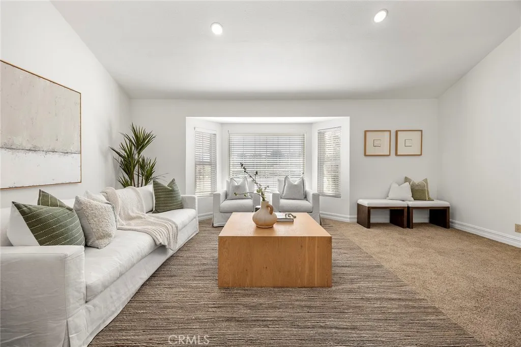 Anaheim Hills, California 92807, United States, 3 Bedrooms Bedrooms, ,2 BathroomsBathrooms,Residential,Active,166474