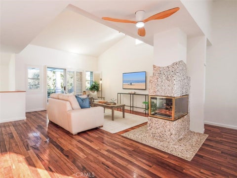 Photo of 505 Agate ST, Redondo Beach, CA 90277 (MLS # PV26179571)