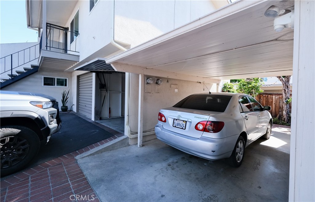 Santa Barbara: Other (80) - Residential Income