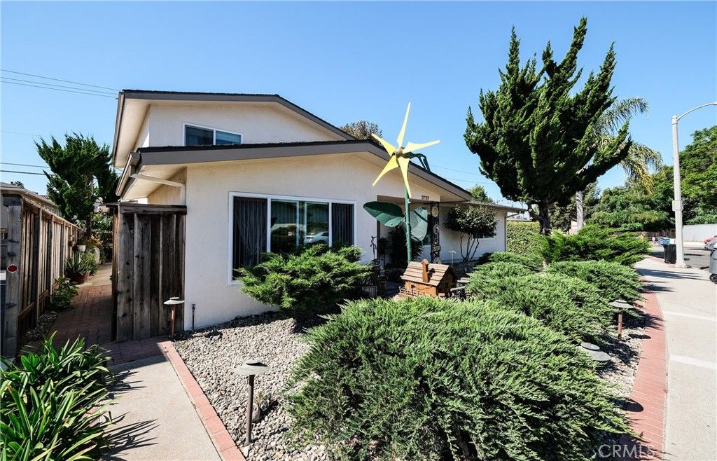 Photo of 3737 San Remo Drive, Santa Barbara, CA 93105 (MLS # SC25246113)