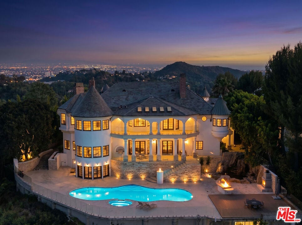 13320 Mulholland Drive