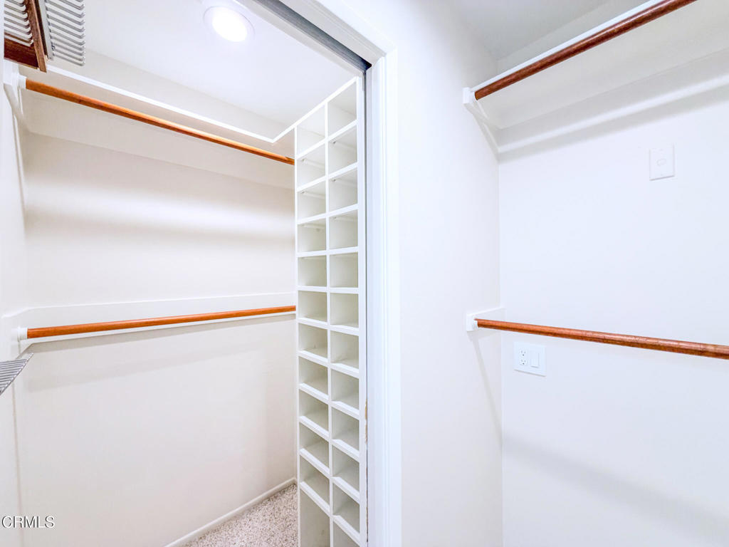 Mandalay Bay 01 - 202601 - Residential Lease