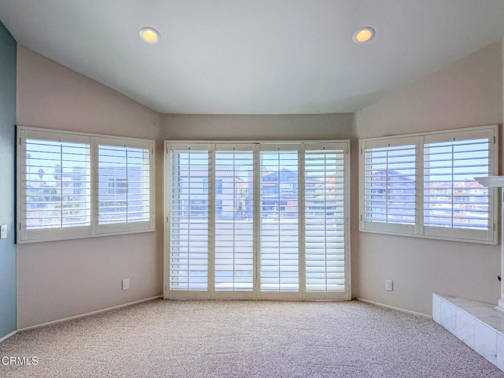 Mandalay Bay 01 - 202601 - Residential Lease