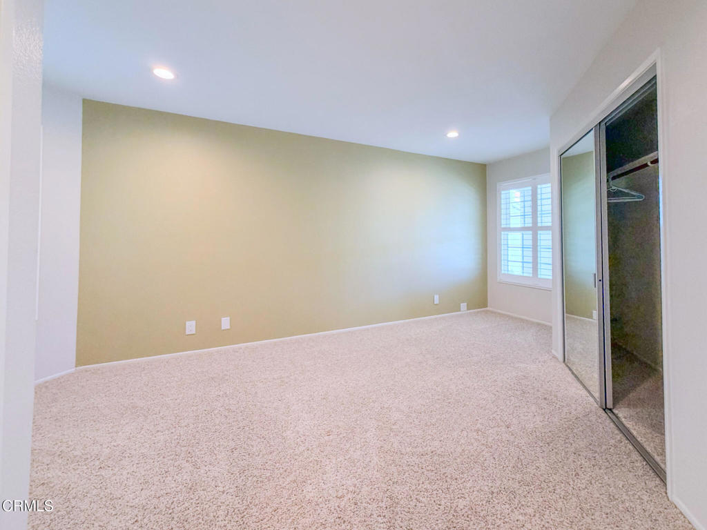 Mandalay Bay 01 - 202601 - Residential Lease