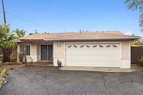 855 Rosemary Lane Vista CA 92081