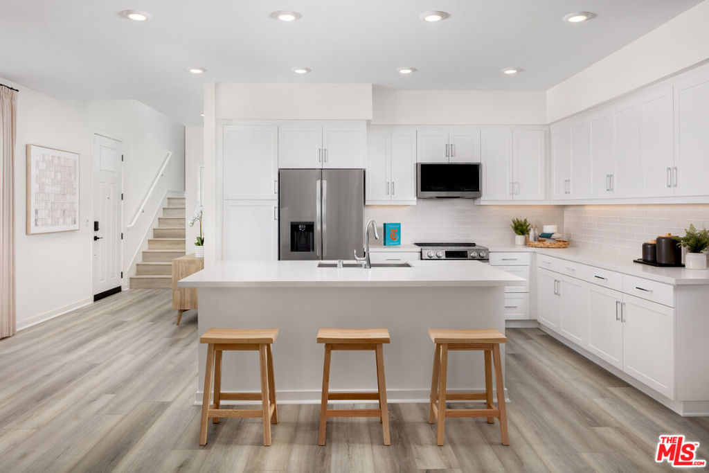 Encore - Residential