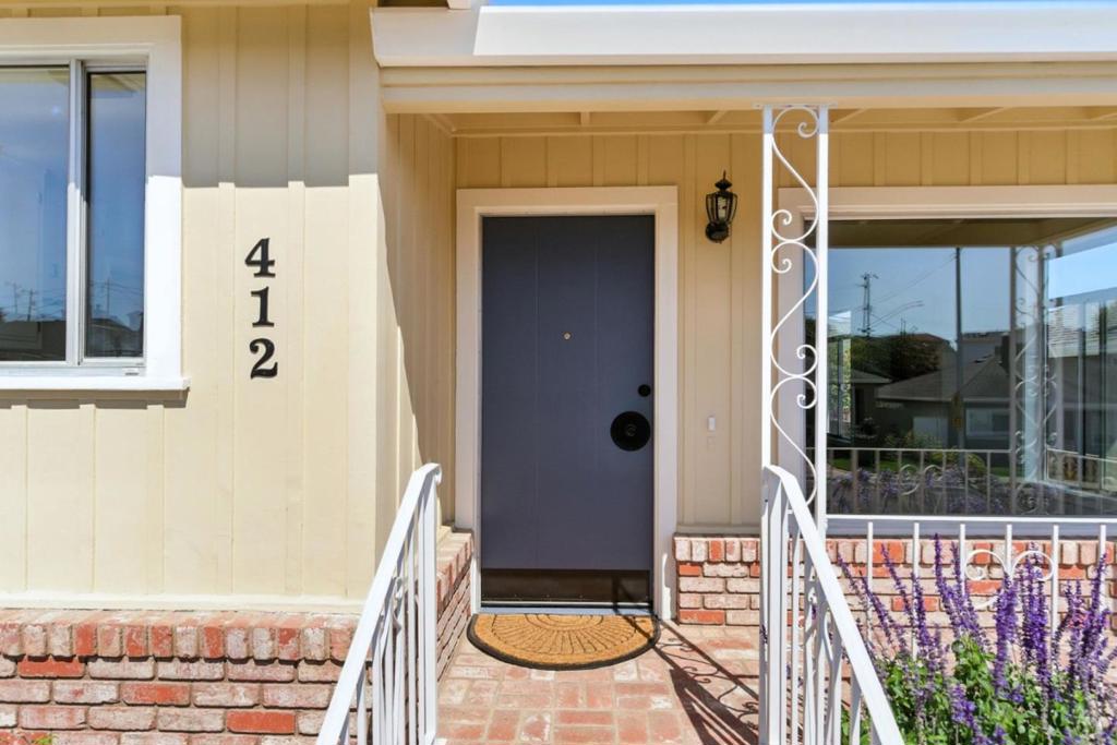 412 Briarwood Drive