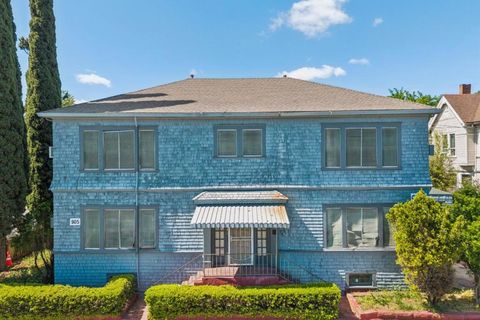 Photo of 905 N Commerce Street, Stockton, CA 95202 (MLS # ML82041701)