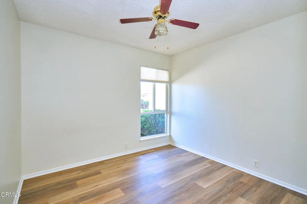 Ventura, California 93004, United States, 5 Bedrooms Bedrooms, ,4 BathroomsBathrooms,Residential,Pending,216398