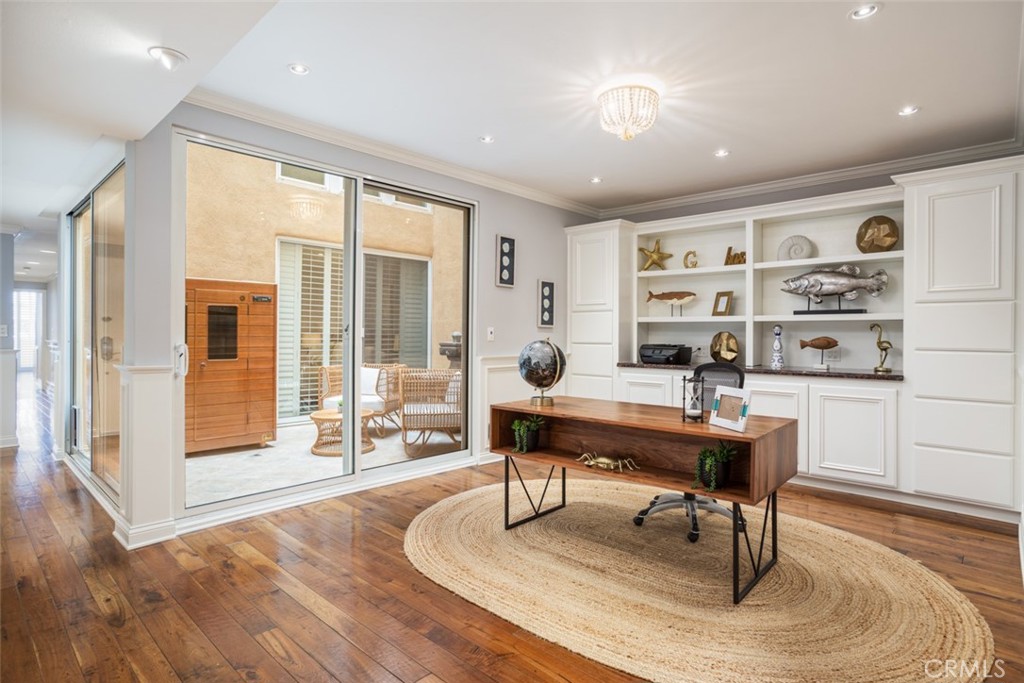 Lido Building (#621) (L621) - Residential Lease