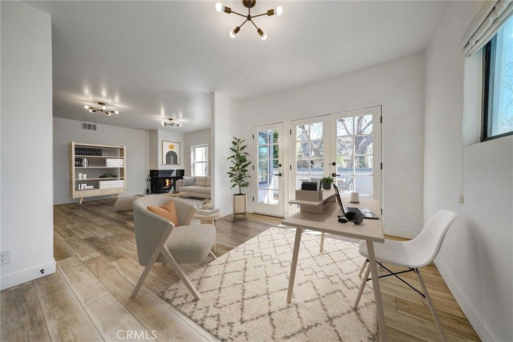 Photo of 1133 N Clark Street #101, West Hollywood, CA 90069 (MLS # IV25055248)