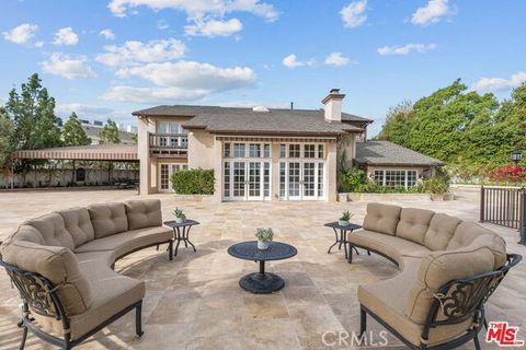 15464 Duomo Via Street Bel Air CA 90077