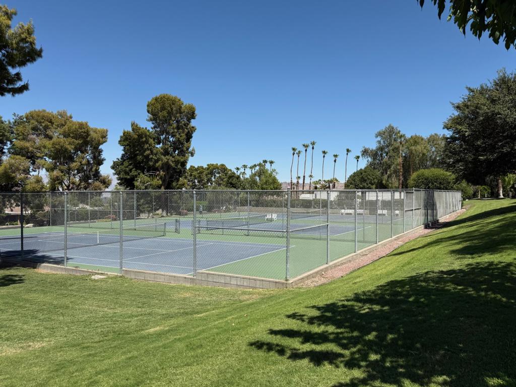 Sommerset So. Palm D - Residential Lease