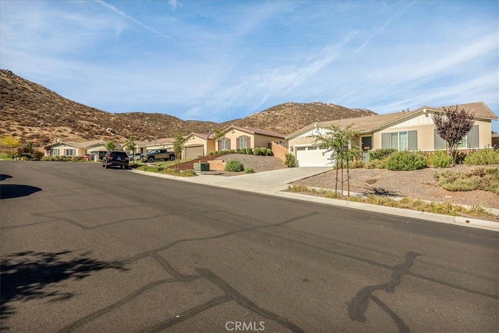 29689 Pathfinder Court